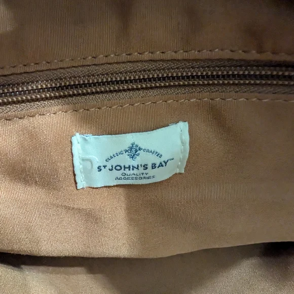 St. John's Bay Quincy 4 Poster Shoulder Bag - Picture 11 of 11